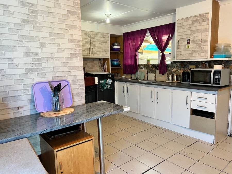 3 Bedroom Property for Sale in Rocklands Western Cape